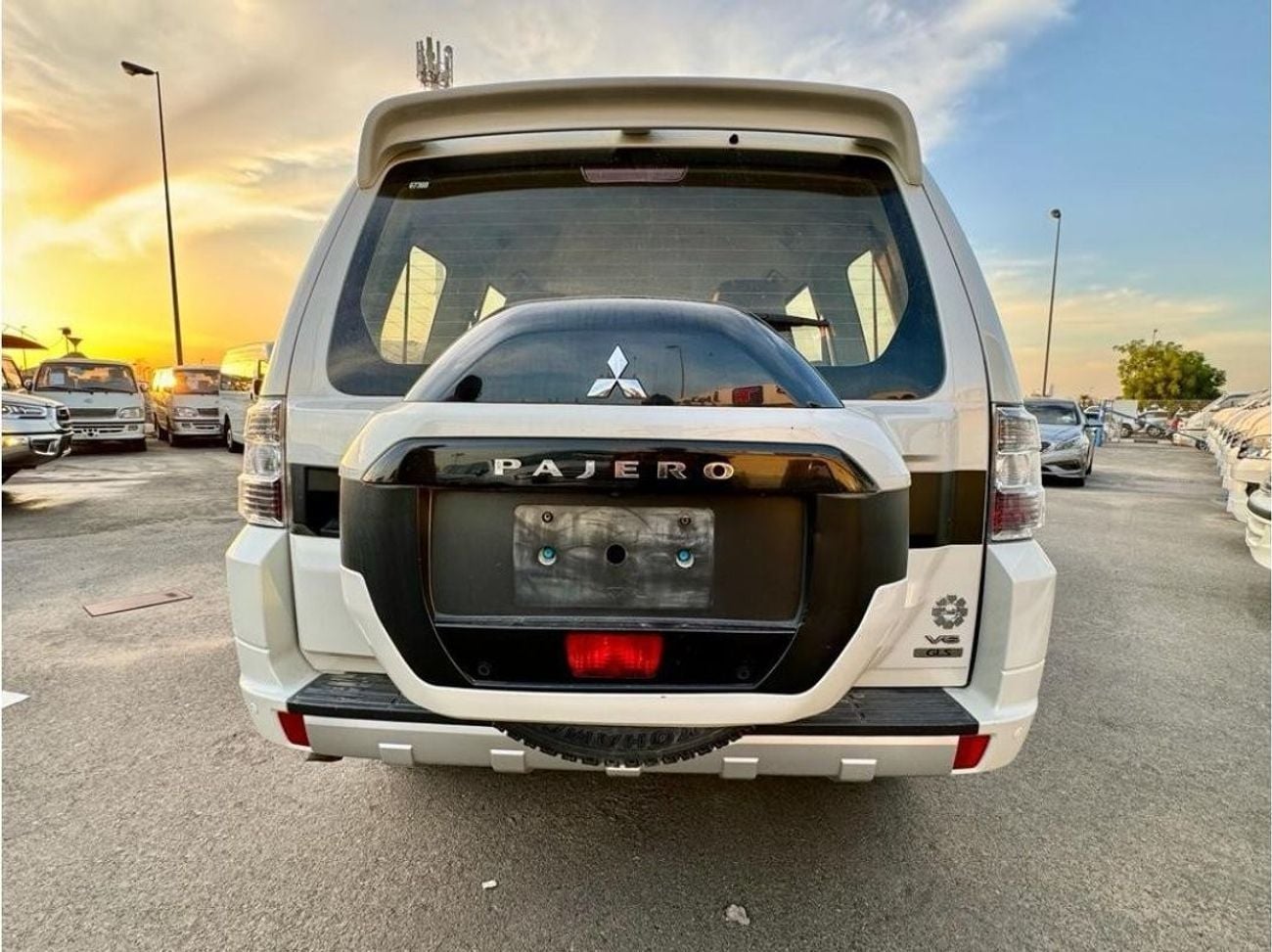 Mitsubishi Pajero GLS HIGHLINE GLS Base 3.5L