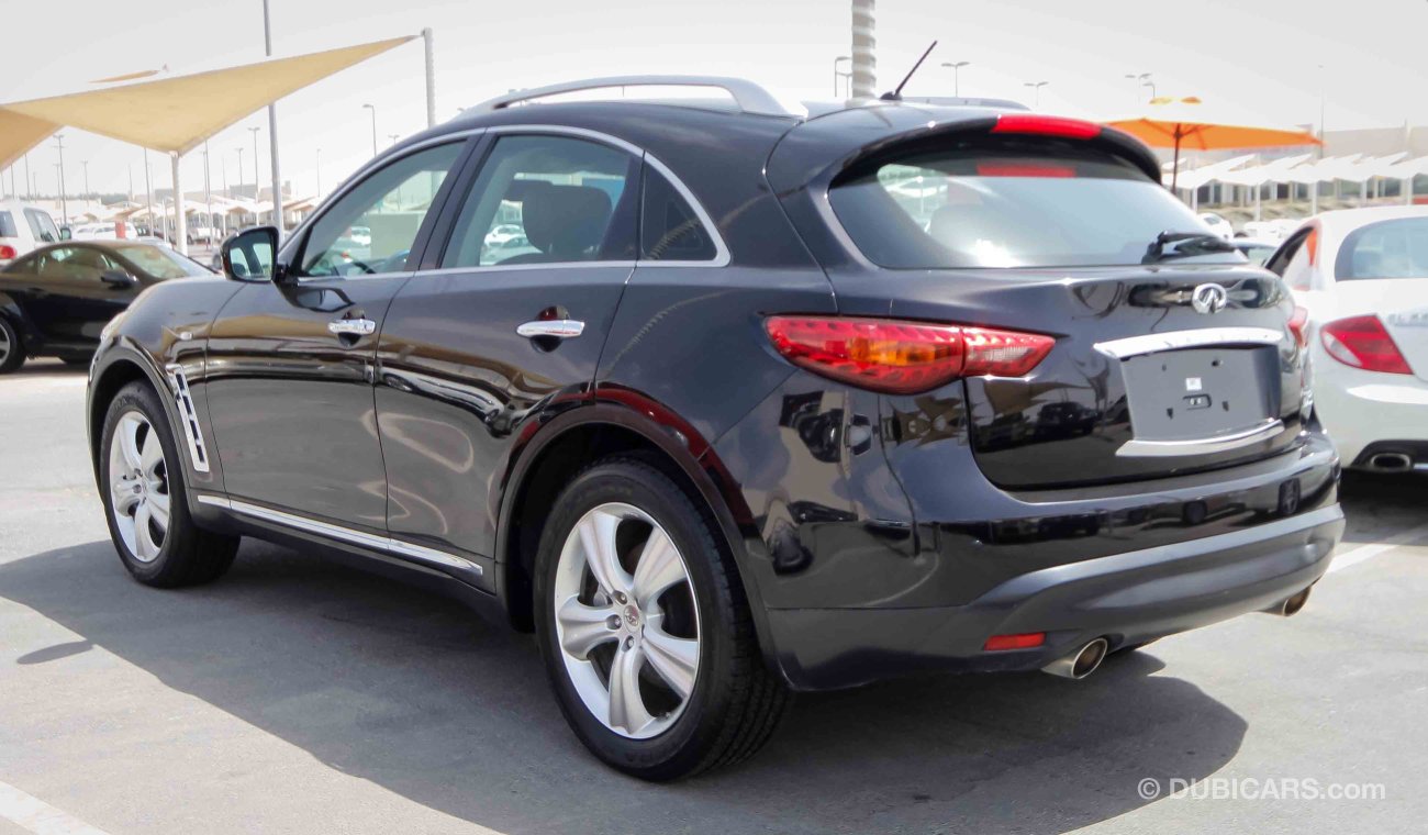 Infiniti FX35