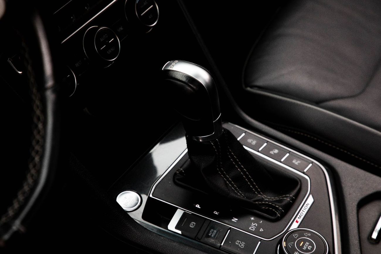 Volkswagen Tiguan R LINE | 1,662 P.M (4 Years)⁣ | 0% Downpayment | Well Maintained!