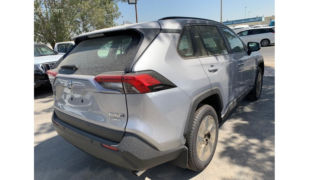 Toyota RAV4 2.0 with sun roof