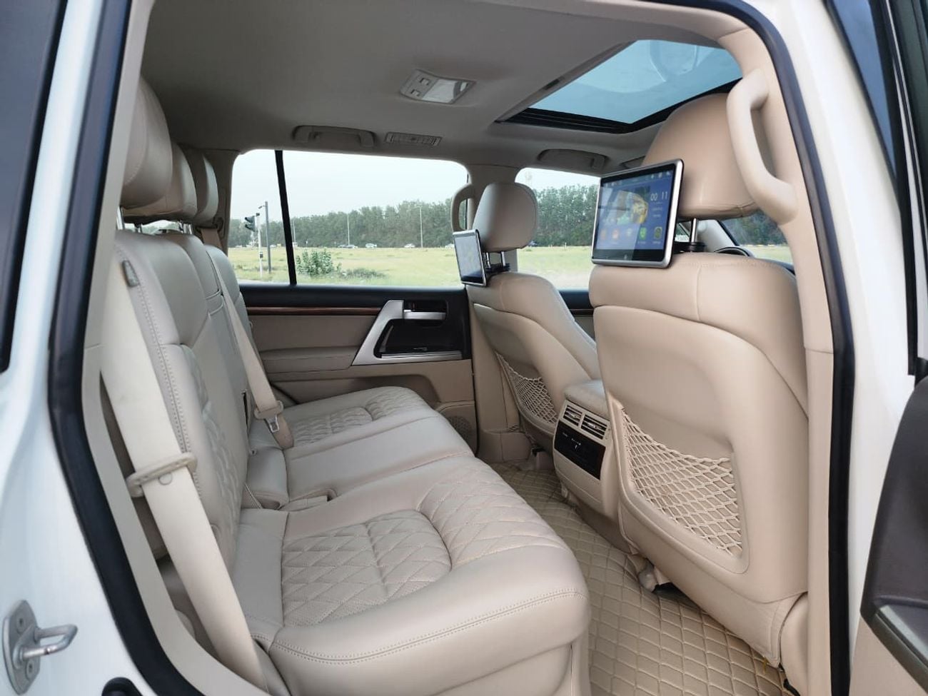 Toyota Land Cruiser GXR+ 4.6L GXR V8 MODEL 2018 UPGRARE 2024