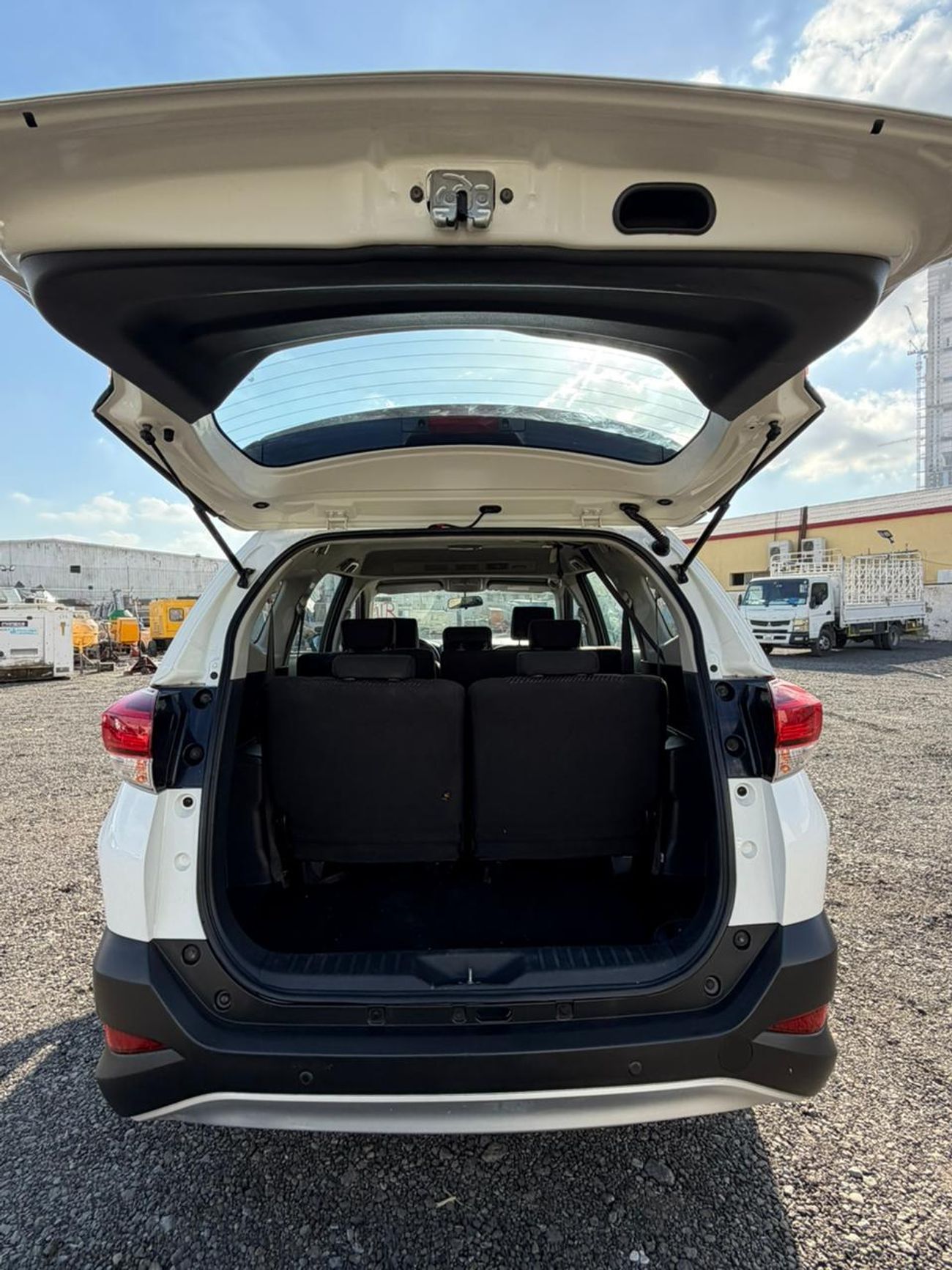 Toyota Rush 1.5L EX 7 SEATS GCC SPEC