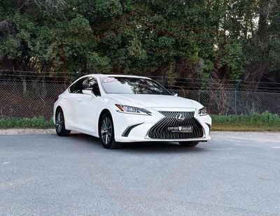 Lexus ES350 Premier 3.5L FWD Lexus ES350 | 3.5 L | 2019 | GCC | Full Option | Accident-Free |  In Excellent Cond