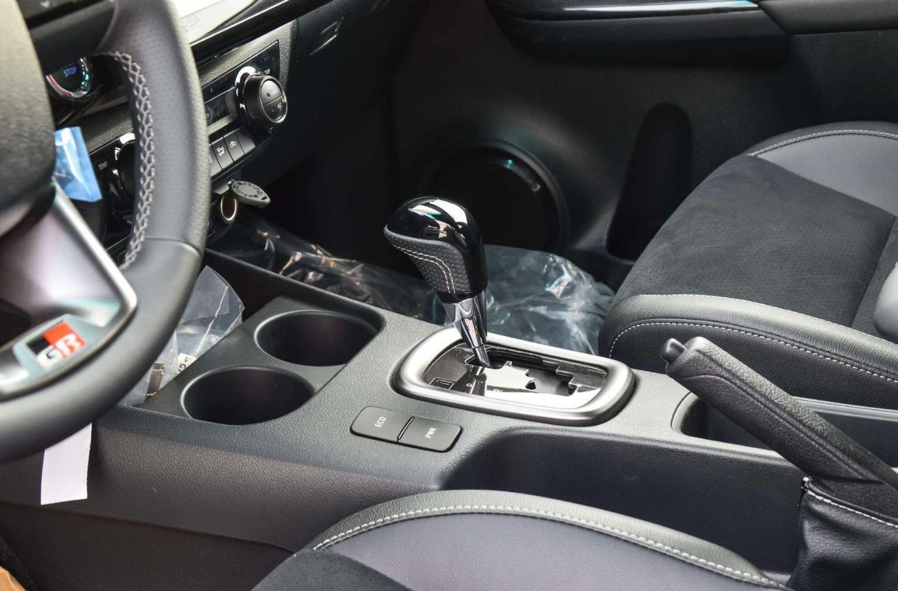 تويوتا هيلوكس TOYOTA HILUX GR 2.8L 4WD 4DOOR AT PICKUP 2024