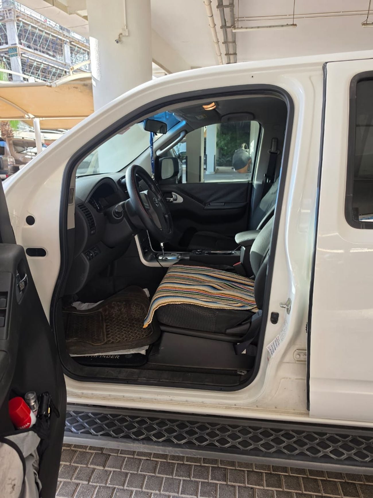 Nissan Pathfinder 4.L Engine - GCC Specs - New 5 Tires and Battery - Well Maintained