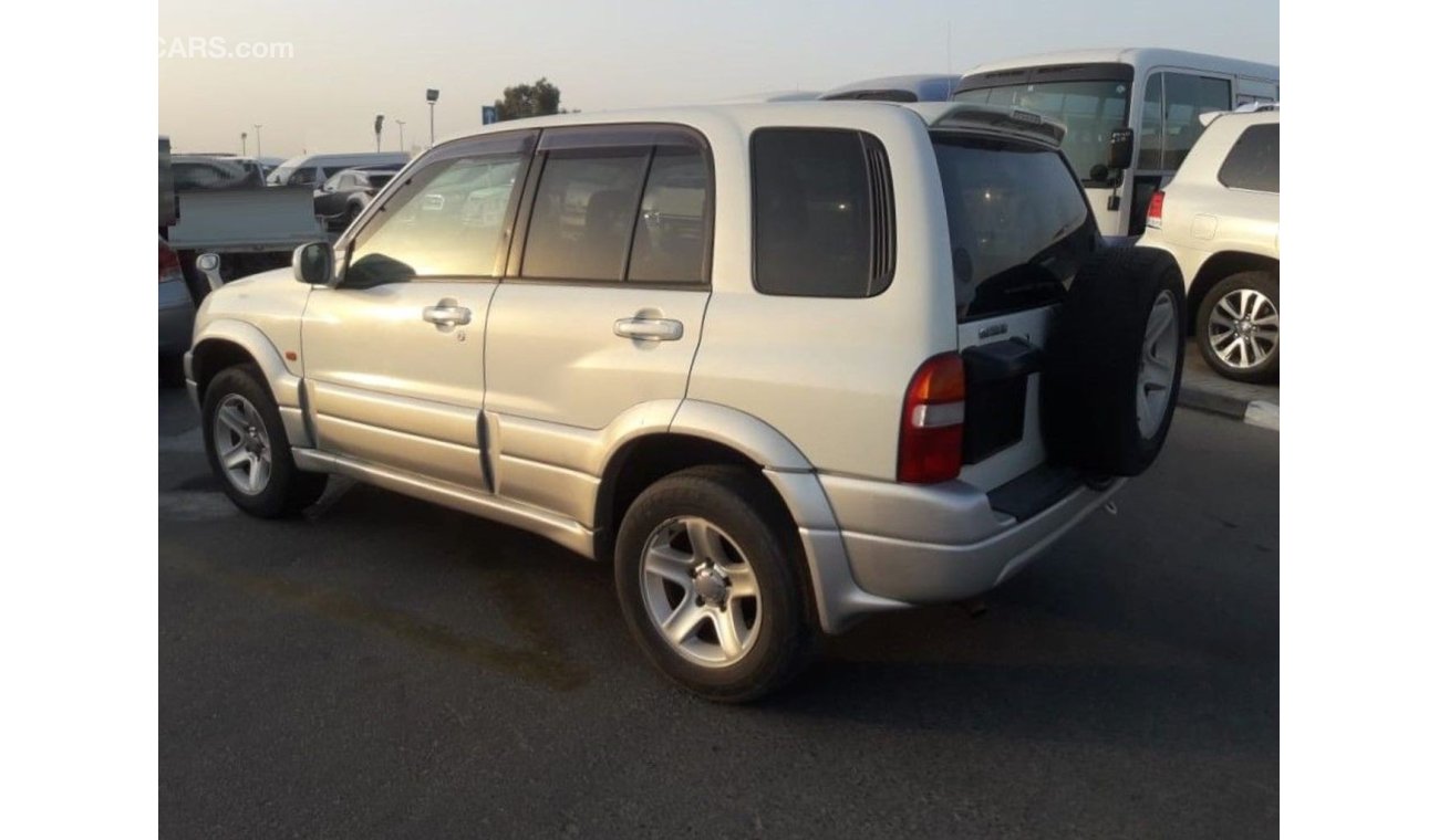 سوزوكي إيسكودو Suzuki Escudo jeep  (Export only) (Stock no PM 66)