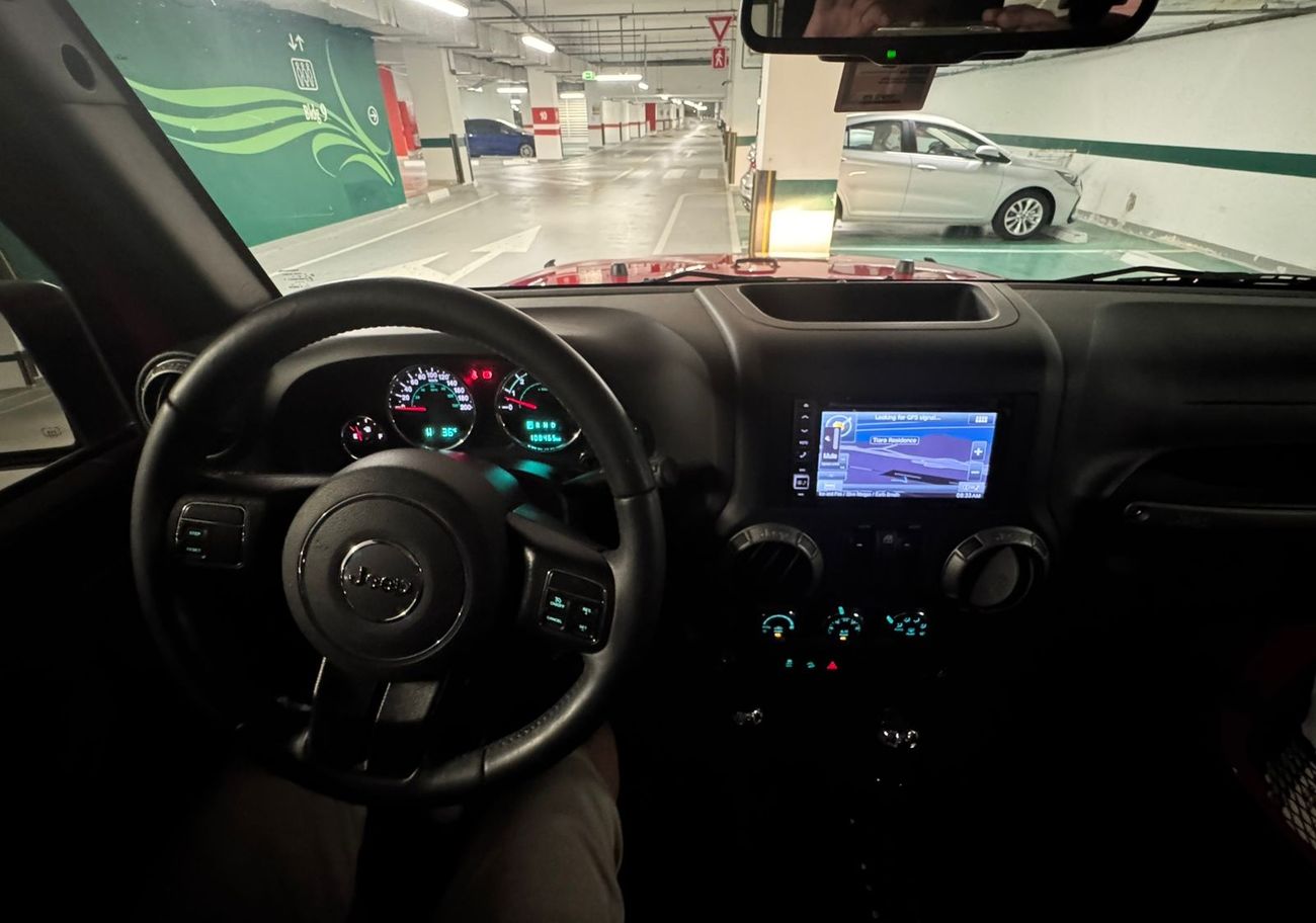 Jeep Wrangler Sport 3.6L A/T (4 Seater)