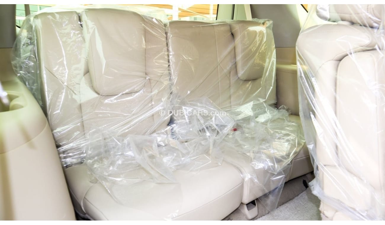 نيسان باترول Nissan Patrol Platinum 5.6L | Full Nissan Service | 8 Seater | GCC