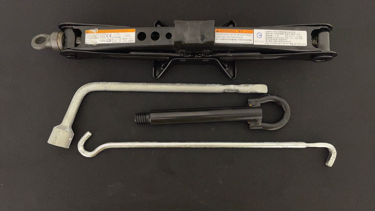 تويوتا كورولا XLI 1.6 | بدون دفعة مقدمة | اختبار القيادة في المنزل