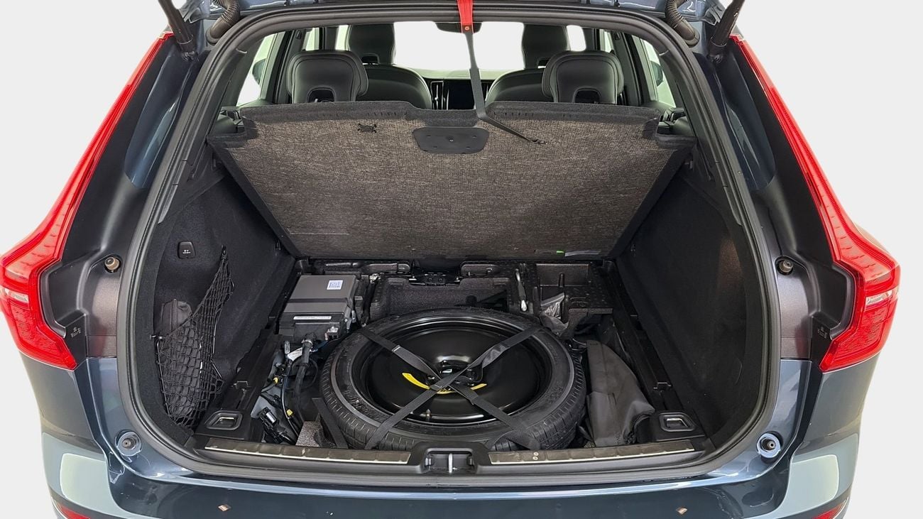 فولفو XC 60 ULTIMATE DARK | شامل الضمان | 0 دفعة أولى