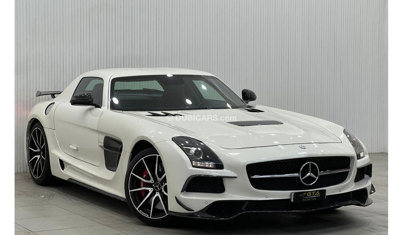 Mercedes-Benz SLS AMG 2011 Mercedes-Benz SLS AMG, Full Kuwait Mercedes Service History, Original Kit Available