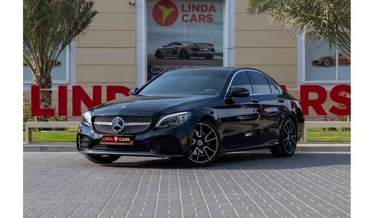 مرسيدس بنز C 200 Mercedes-Benz C200 AMG Premium + 2020 GCC under Agency Warranty and Service Contract  w