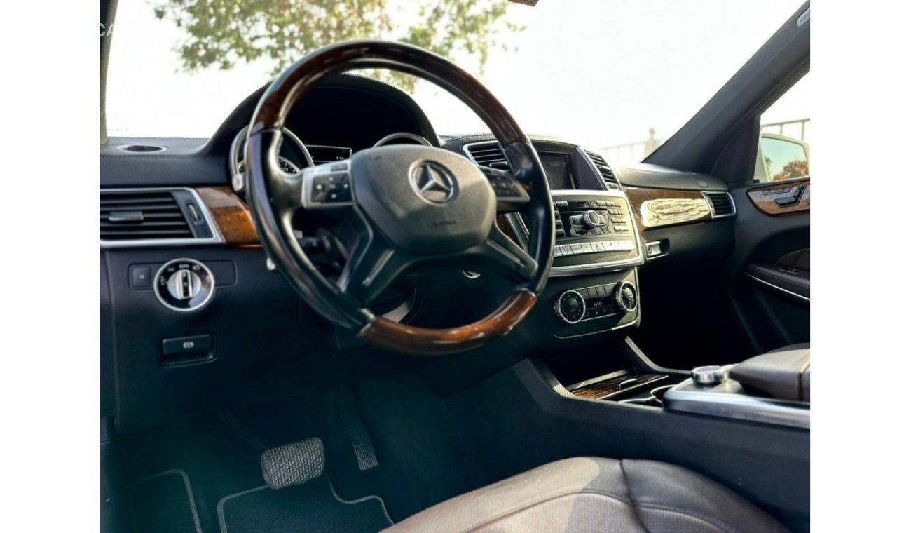 Mercedes-Benz GL 500 Std fully loaded GCC