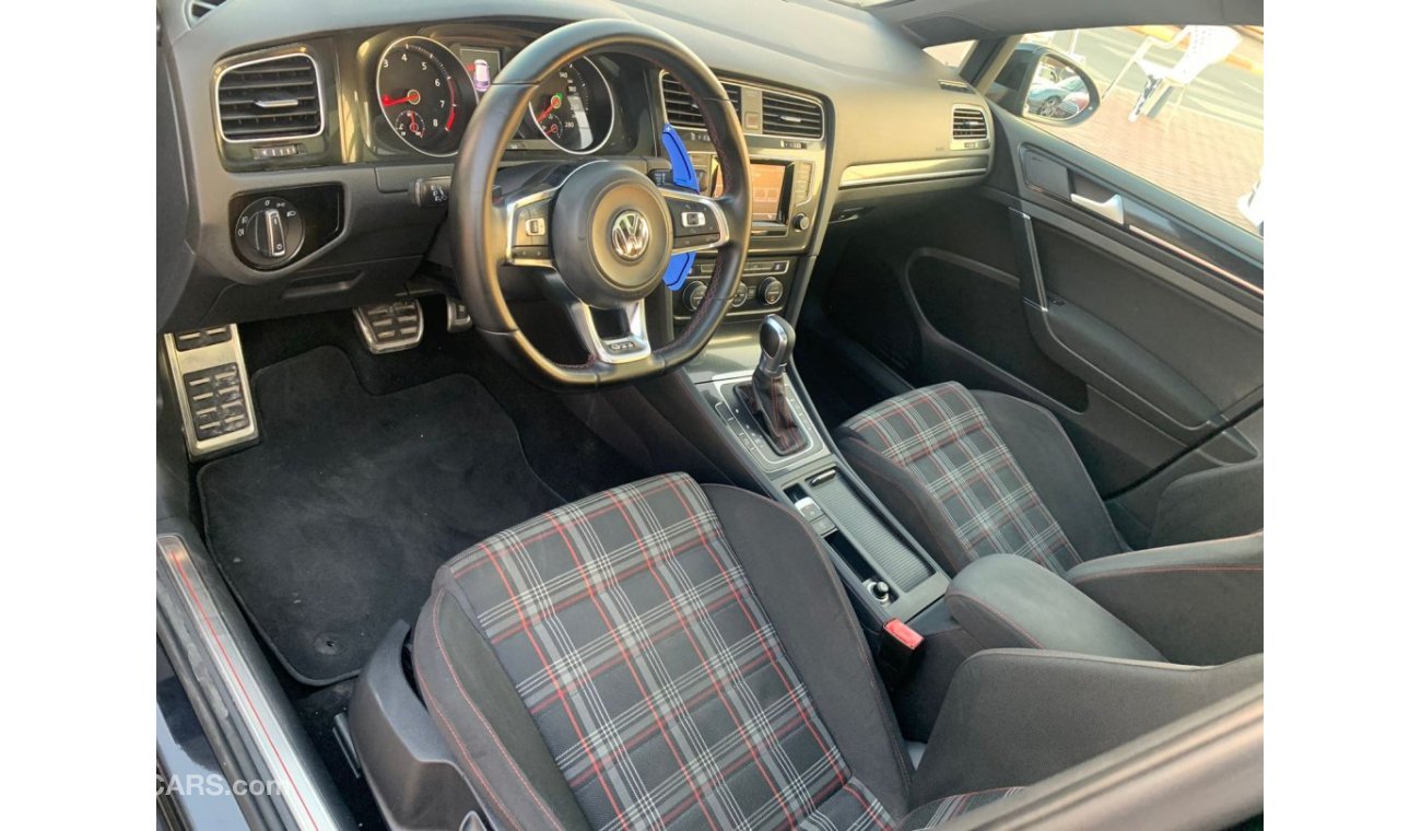 فولكس واجن جولف Volkswagen Golf GTI_Gcc_2014_Excellent_Condition _Full option