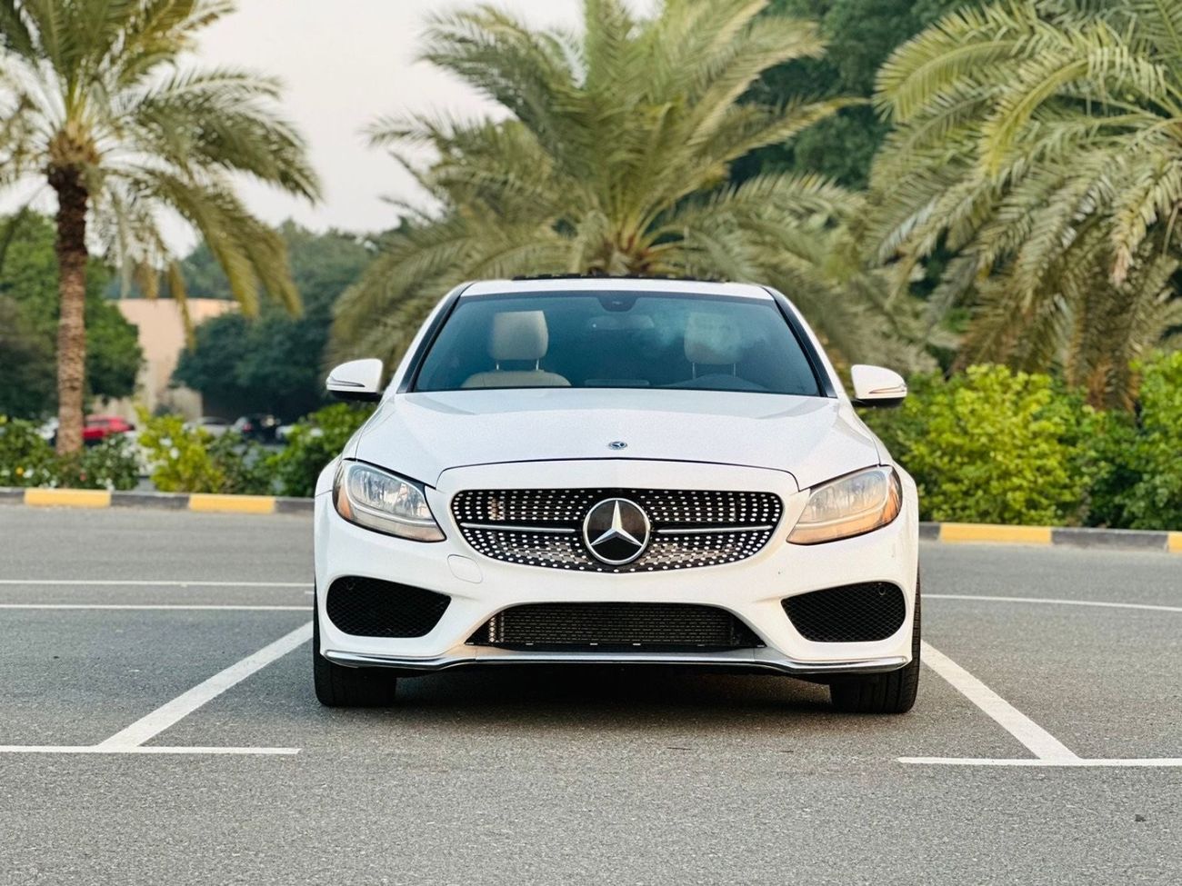 Mercedes-Benz C 300 Luxury MERCEDES C300 MODEL 2018 FULL OPTION