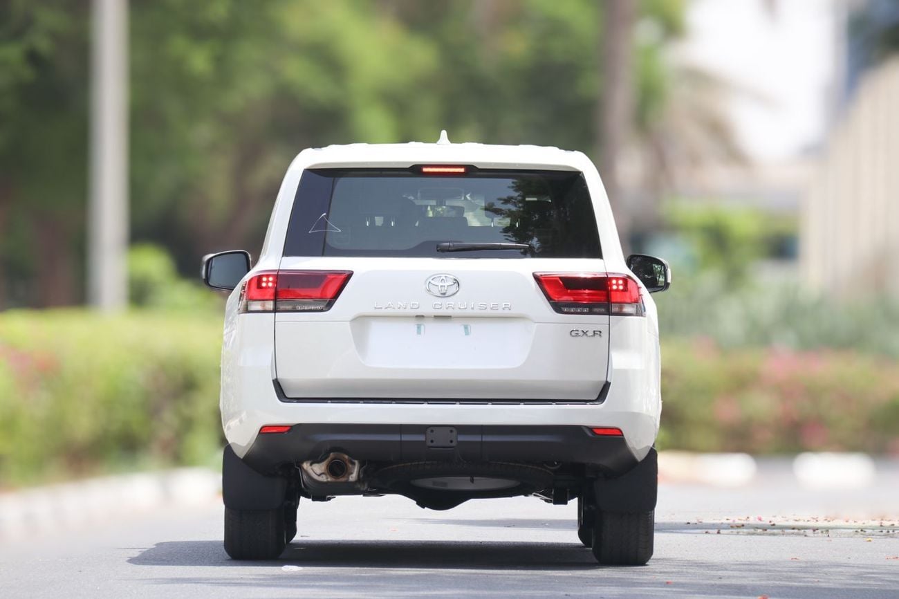 Toyota Land Cruiser GXR 4.0L Toyota Land Cruiser GXR 2025 | 4L | BASIC