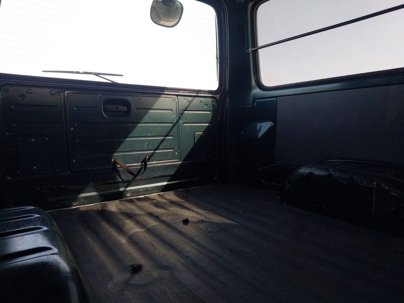 Toyota Hiace TOYOTA HIACE VAN RHD 2003 MODEL 2.0 L PETROL MANUAL(PM12008)