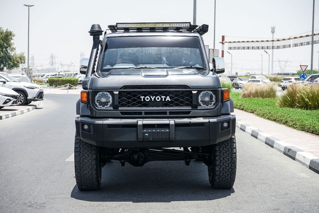 Toyota Land Cruiser 70