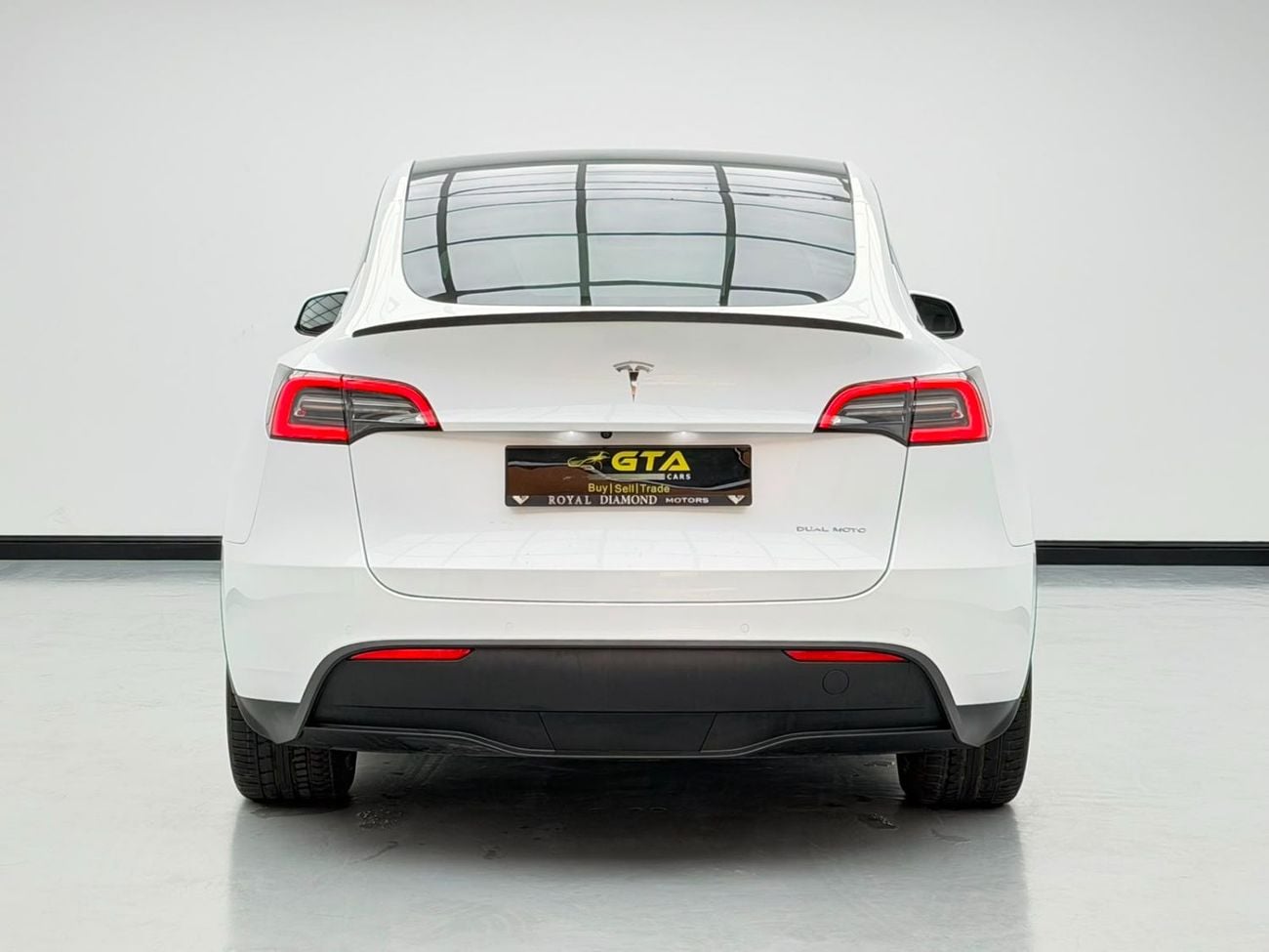 Tesla Model Y LONG RANGE
