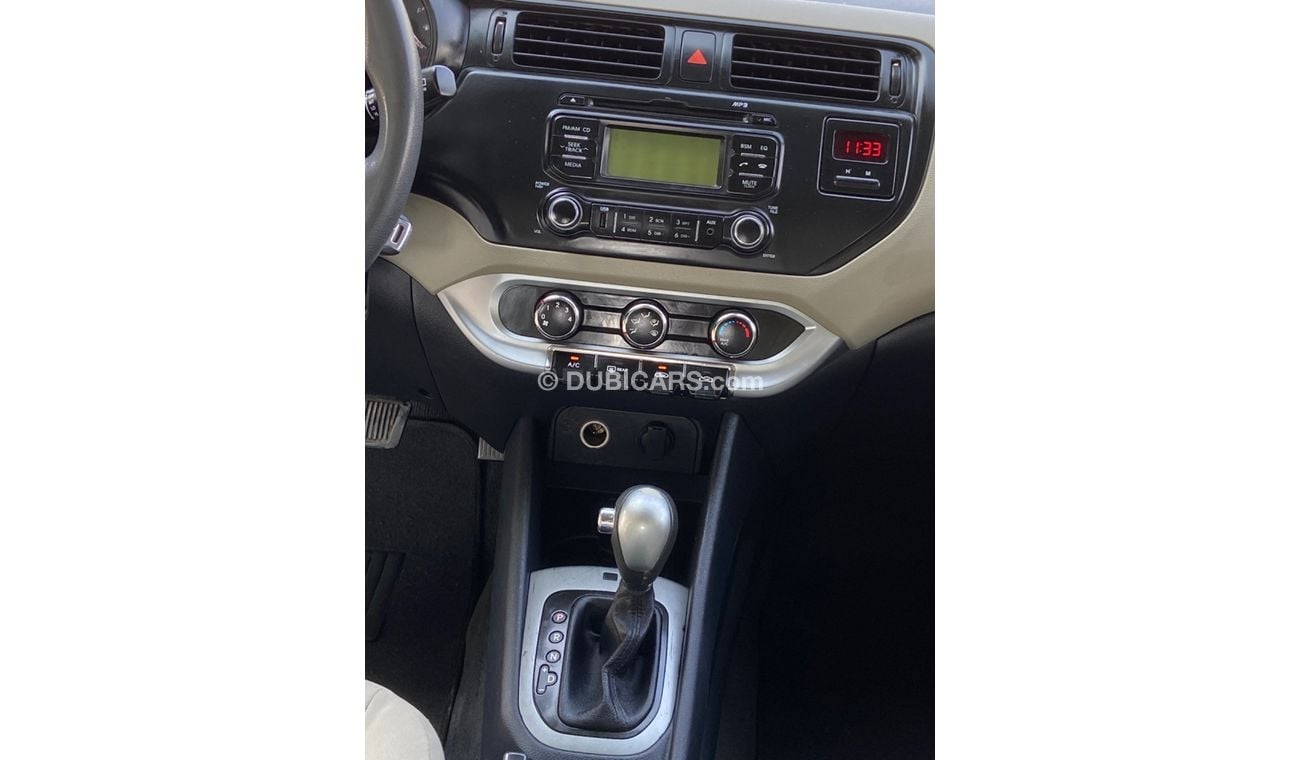 Kia Rio Kia Rio model 2015 GCC very celen I car km 173,459 price 21,000 m00971545994592