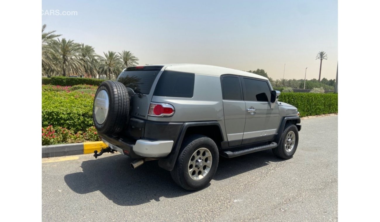 Toyota FJ Cruiser