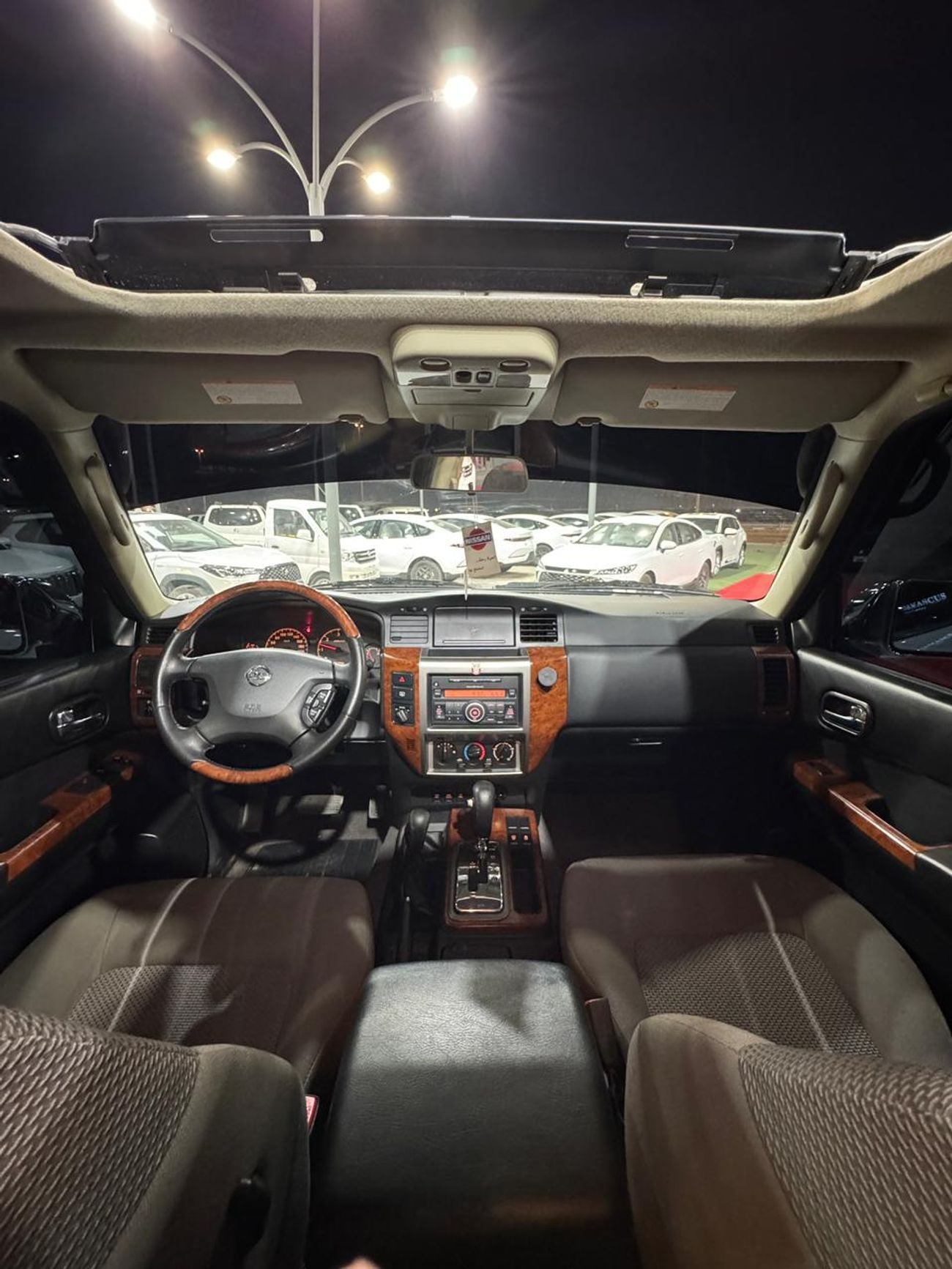 Nissan Patrol Safari 4.8L A/T