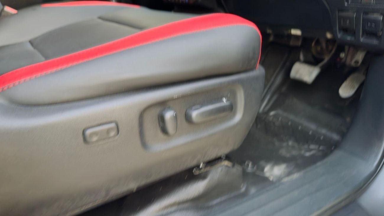 Toyota Hilux MODIFIED TO ROCCO GR SPORT | 2.8L DIESEL ENGINE | 2021