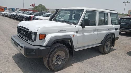 تويوتا لاند كروزر 70 Toyota Land Cruiser 76 05 Door Hard Top 2.8L Auto