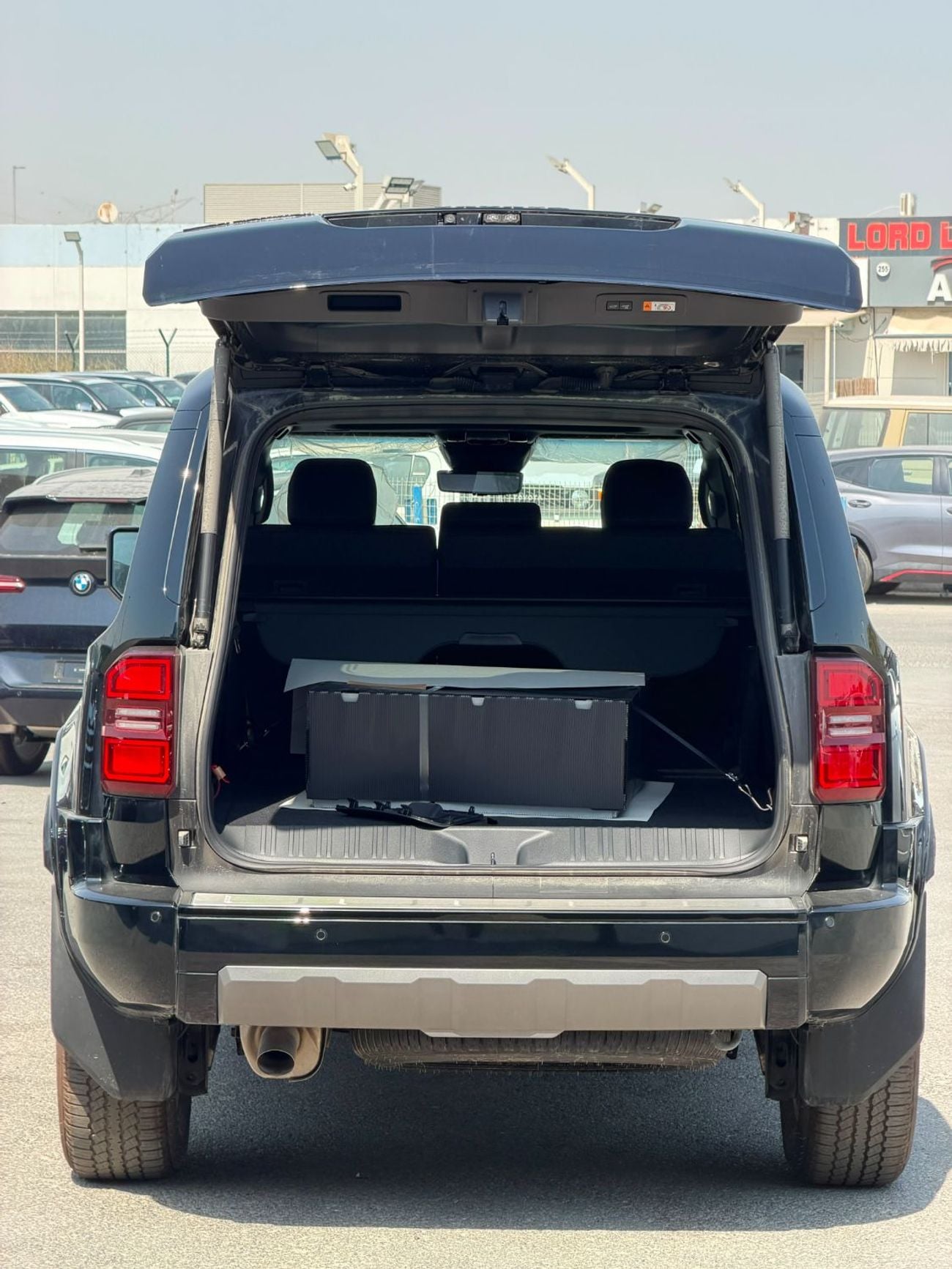Toyota Prado VXR Diesel 7 Seater full option(Export to west africa only)