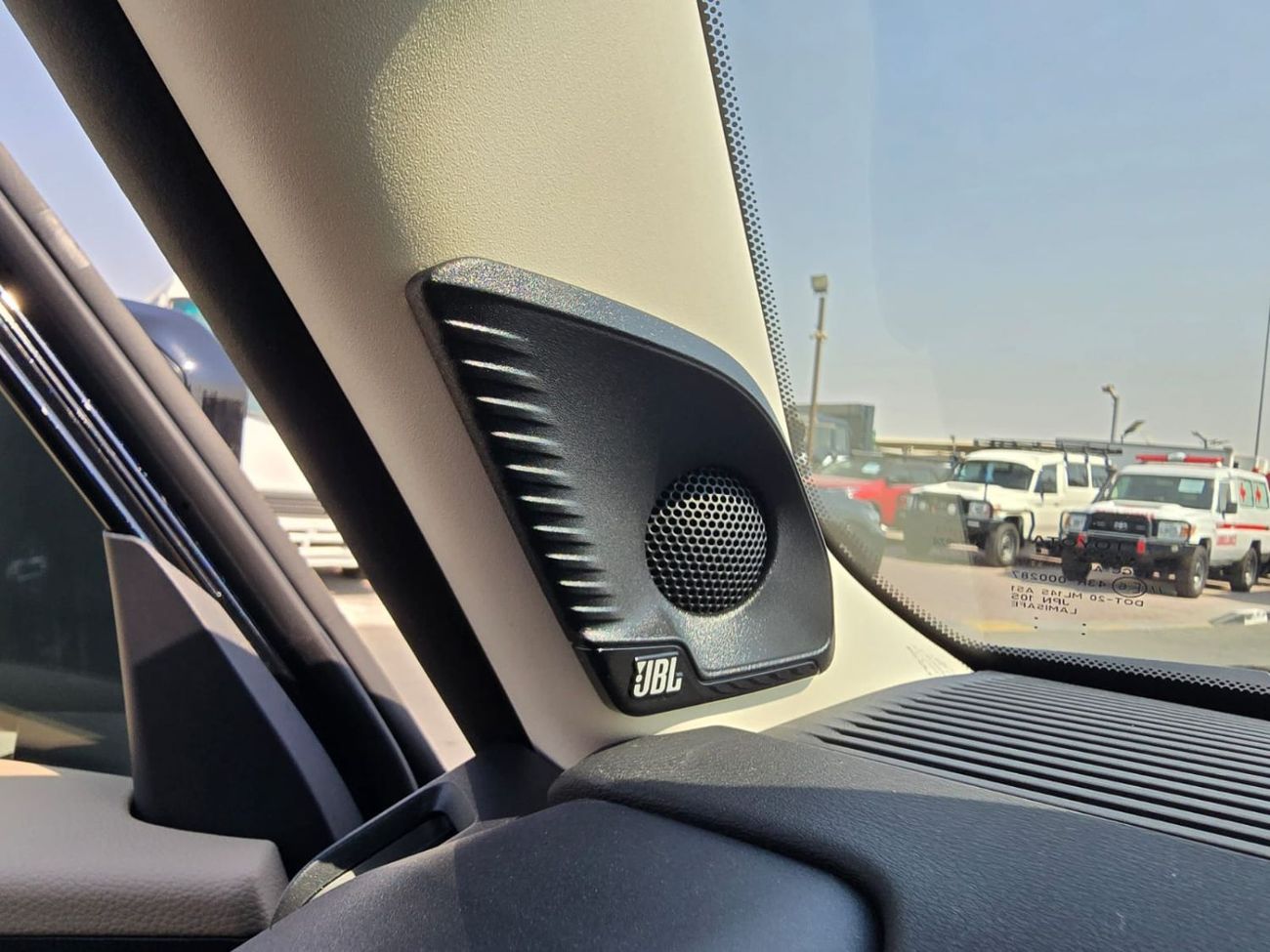 تويوتا لاند كروزر TOYOTA LAND CRUISER PRADO BRAND NEW SUV RHD 2025 MODEL 2.8 L DIESEL AUTOMATIC(PM13226)