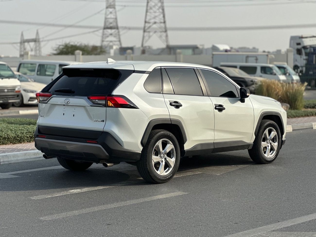 Toyota RAV4 Premium 360 camera, leather, push start