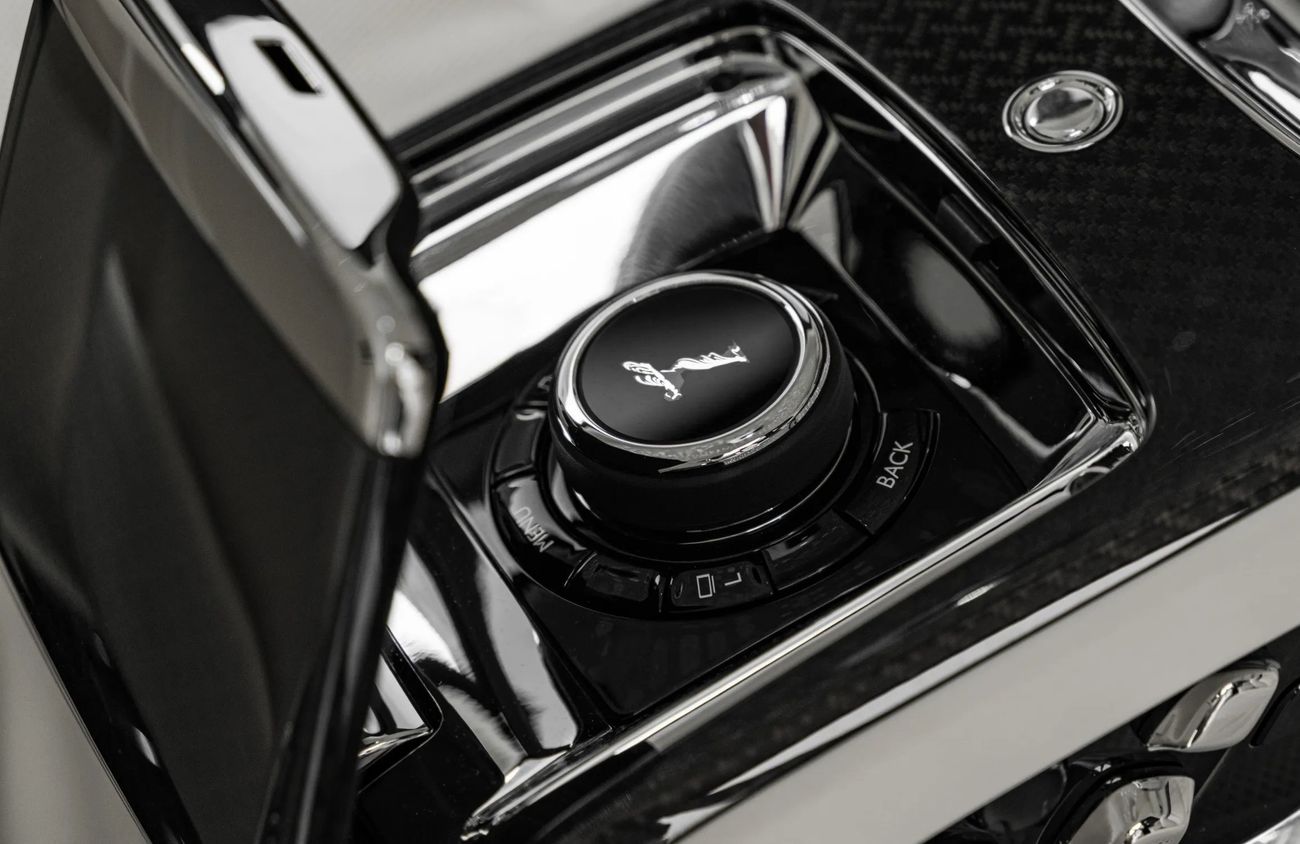 Rolls-Royce Cullinan 6.75L V12 Twin-Turbocharged Engine | Warranty