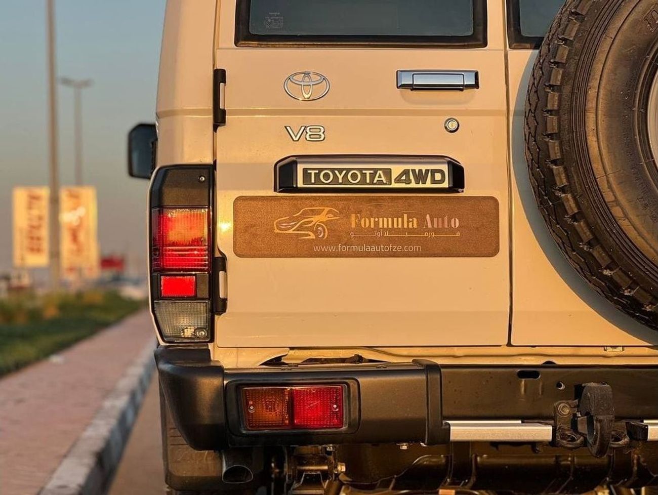 تويوتا لاند كروزر 70 LC78 4.5L V8 DSL M/T //2024// STANDER OPTION WITH DIFF LOCK , SNORKEL // SPECIAL OFFER // BY FORMULA