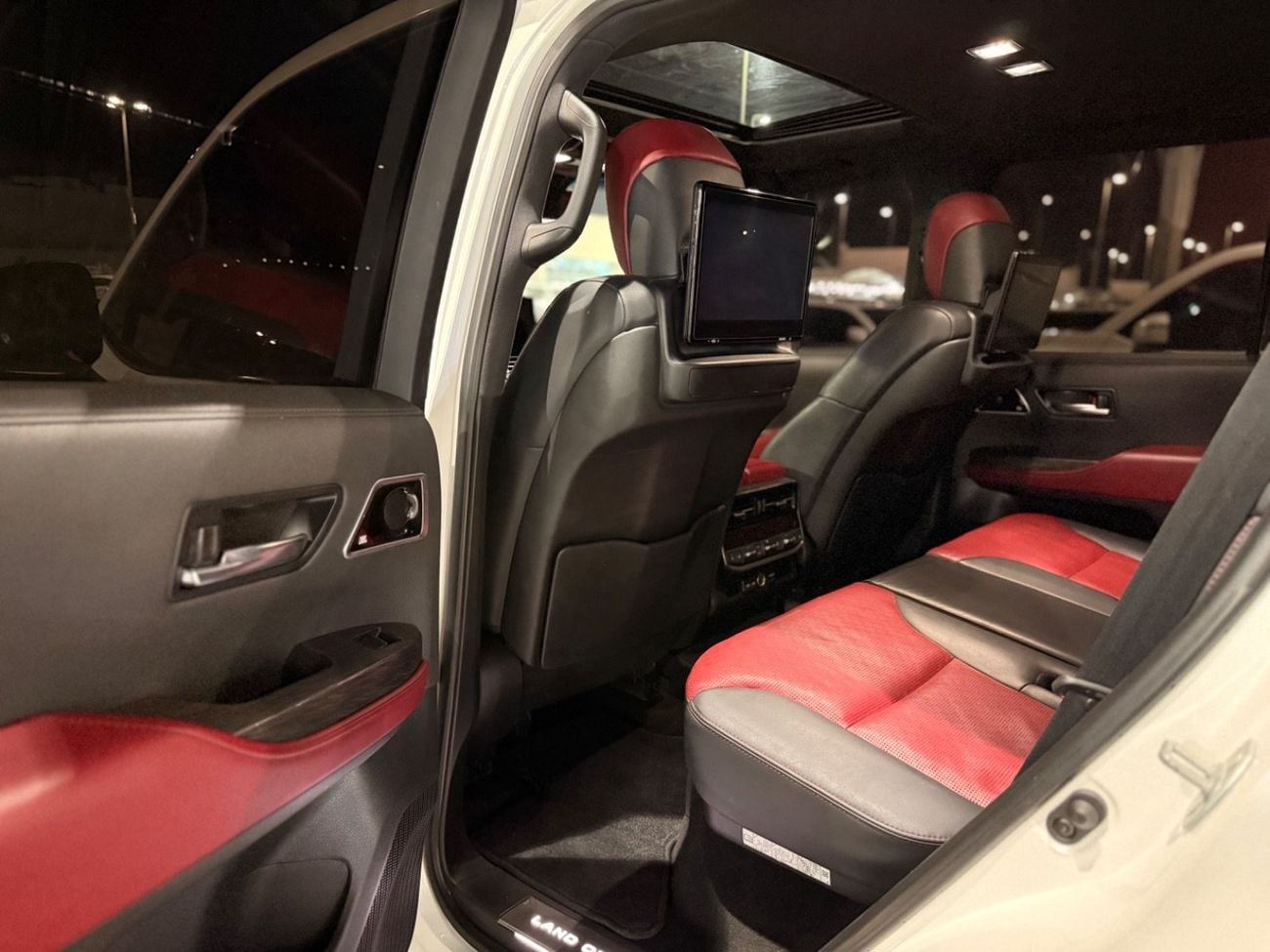 تويوتا لاند كروزر 3.5T GR-Sport