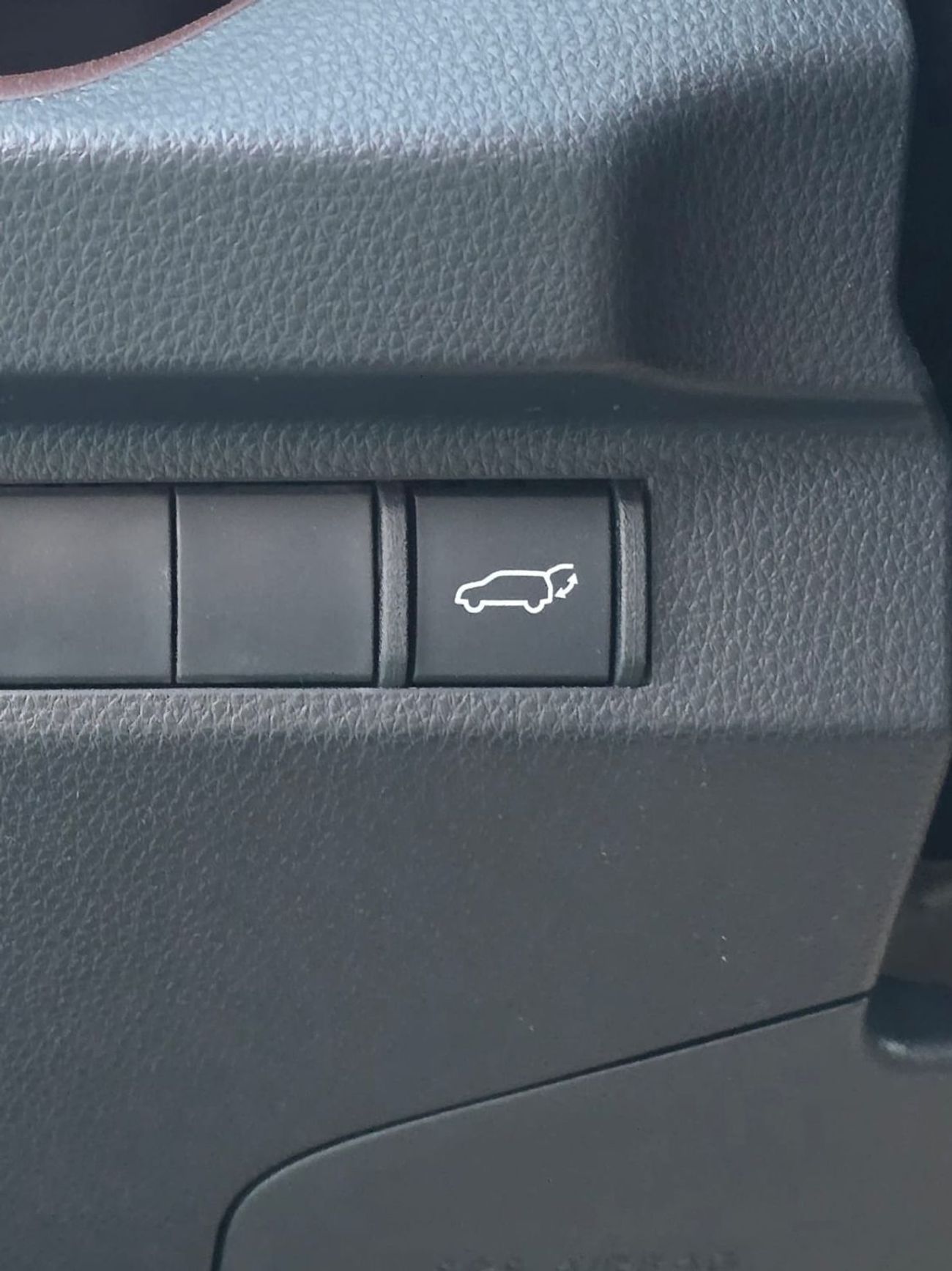 تويوتا راف ٤ 2.5L Adventure