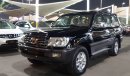 Toyota Land Cruiser Gulf - number one - suite - leather - sensors - wood in excellent condition