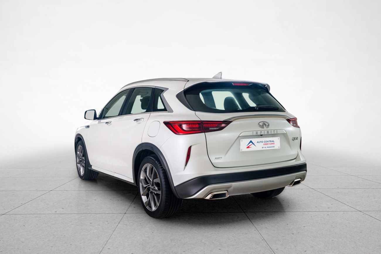 Infiniti QX50 LUXE 2.0