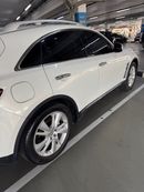 إنفينيتي QX70