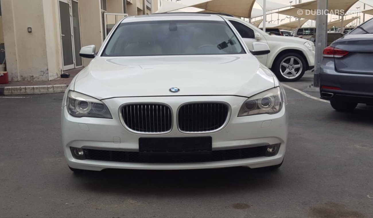 BMW 740Li Bmw 740 GCC model 2010 car prefect condition full service full option low mileage