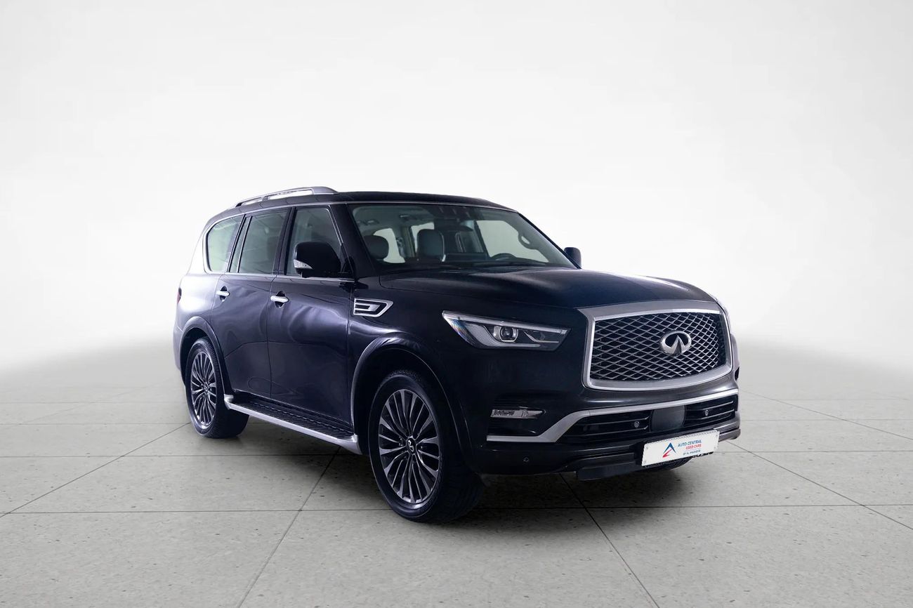 Infiniti QX80 LUXE 5.6