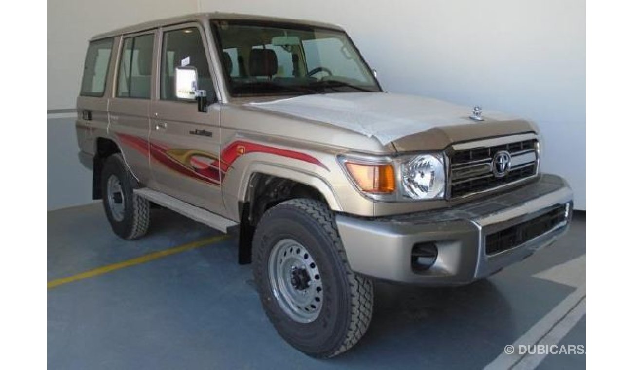 Toyota Land Cruiser VDJ76 HARDTOP PETROL BRAND NEW