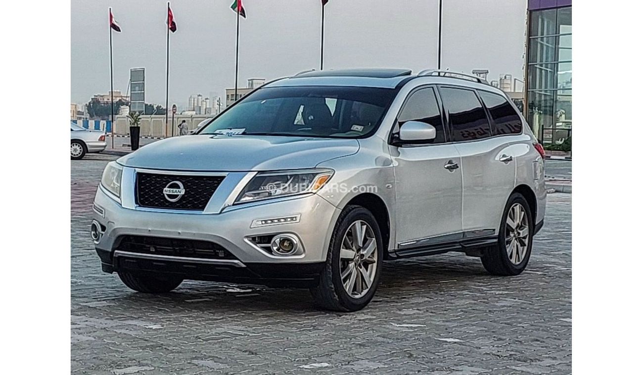 Nissan Pathfinder SV