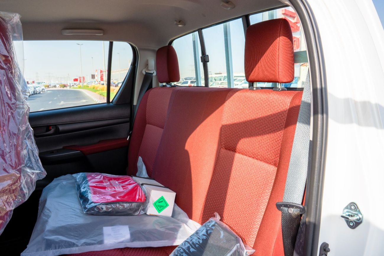 Toyota Hilux Toyota Hilux 2.4L Diesel Double Cab Basic 2025 Manual