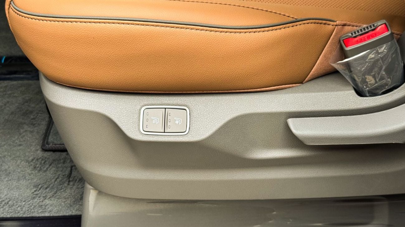 هيونداي ستاريا Premium 9 Seater 3.5L V6 GCC Brand New 2026