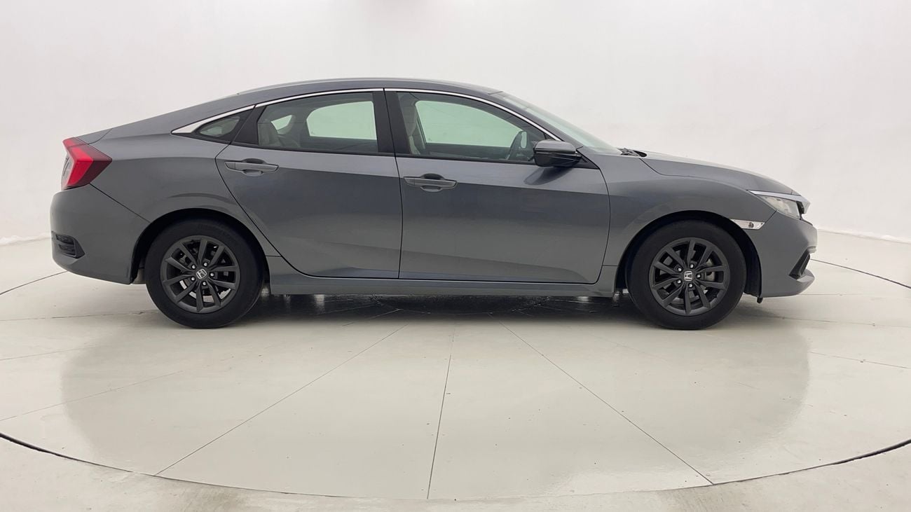 هوندا سيفيك LX 1.6 | بدون دفعة مقدمة | اختبار القيادة في المنزل