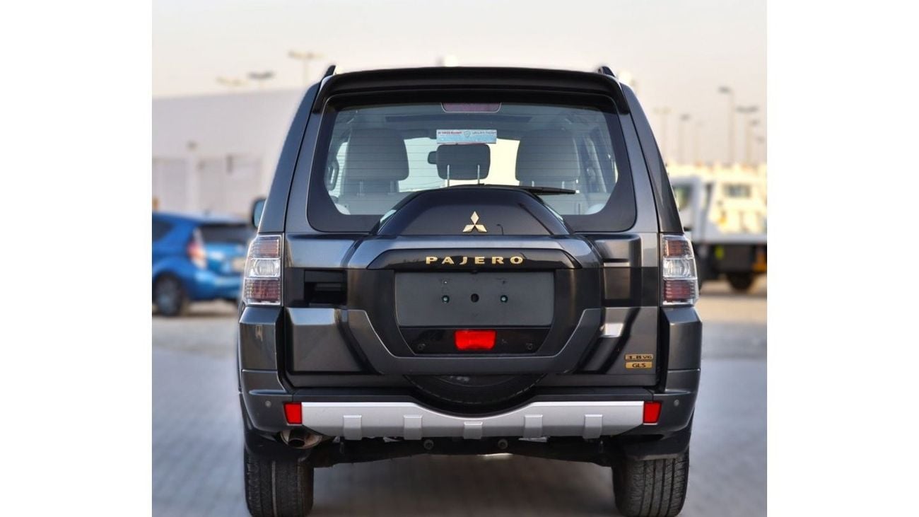 ميتسوبيشي باجيرو 2019 ميتسوبيشي باجيرو جي ال اس هايلاين (V80)، 5dr SUV، 3.8L 6cyl بنزين، أوتوماتيكي، دفع رباعي