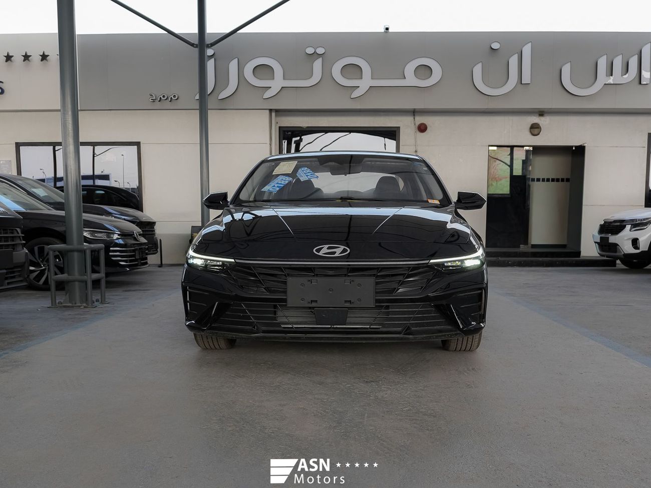 Hyundai Elantra LUX Premium 1.5L 2025 (Export Price)