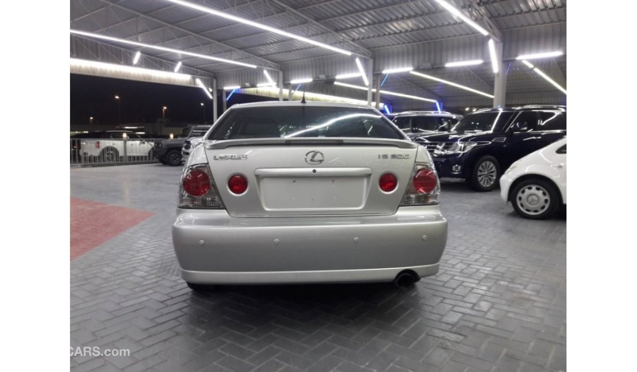 Lexus IS 200 LEXUS IS 200