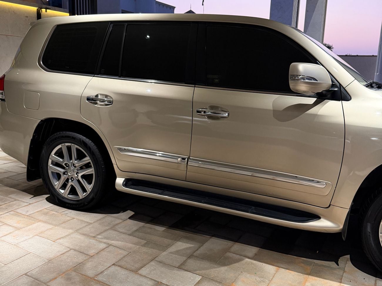 Lexus LX570 PLATINUM