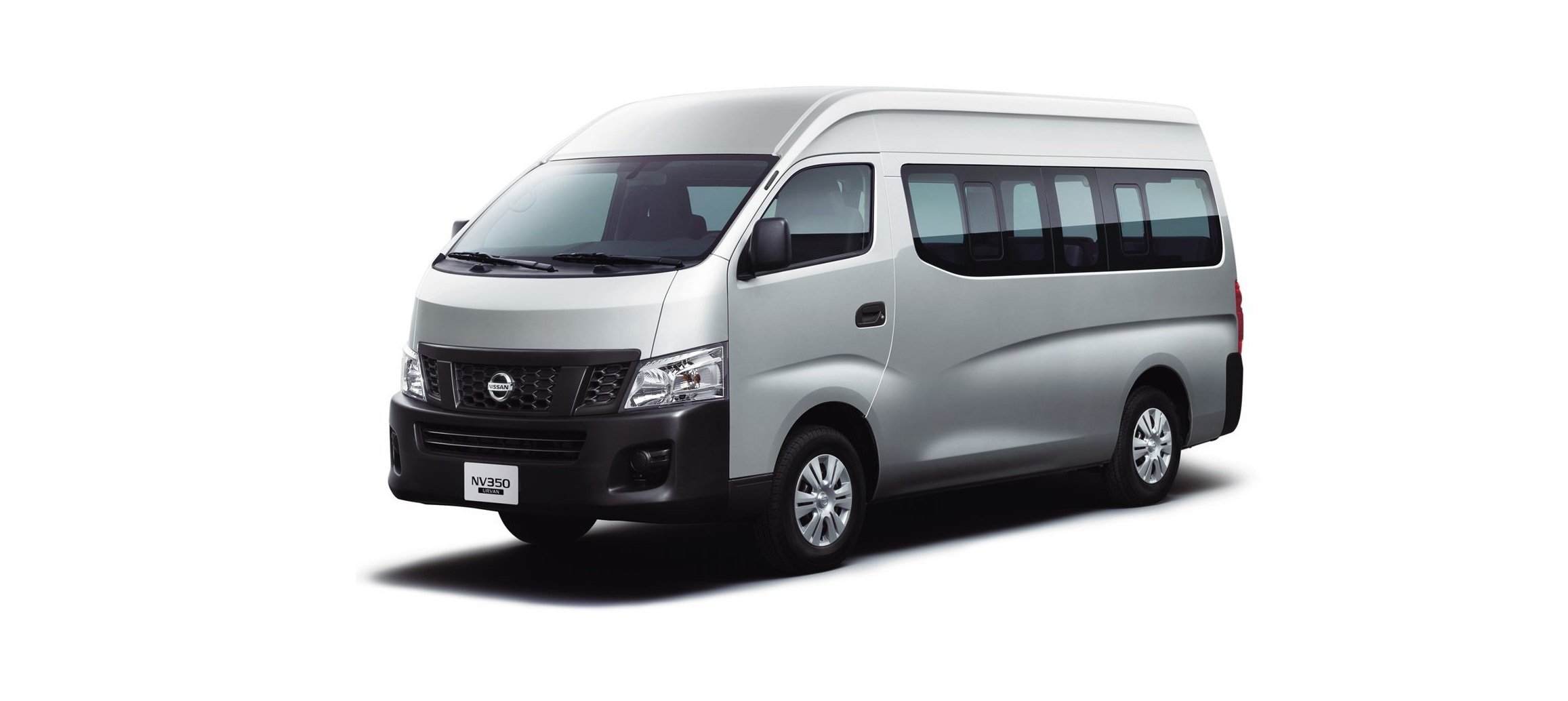Nissan Urvan cover - Front Left Angled